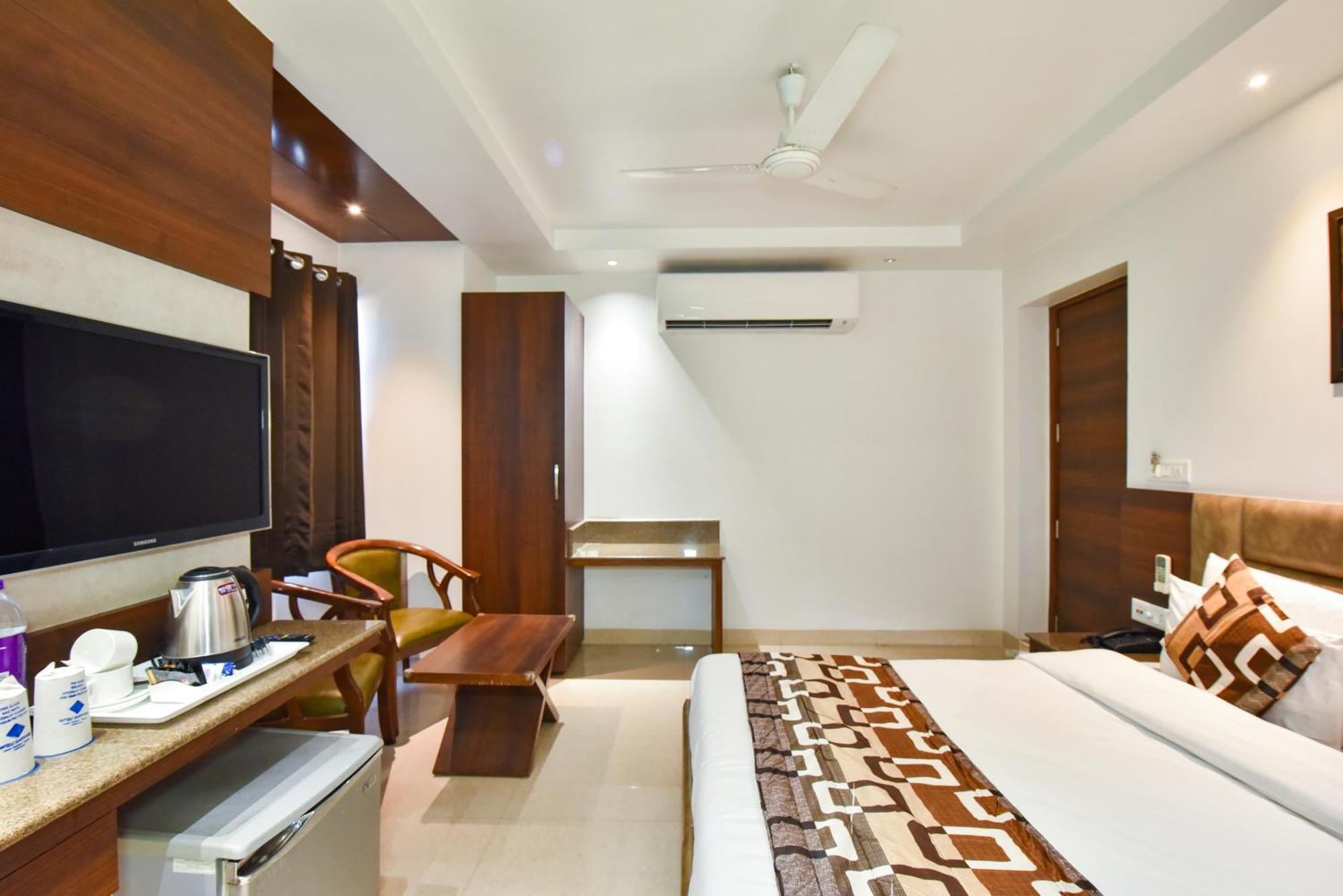 Hotel Sapphire Opposite Golden Temple Amritsar Eksteriør bilde